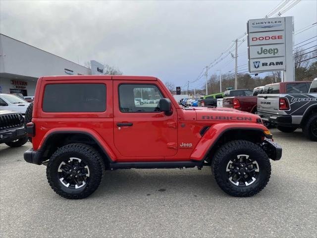 Used 2024 Jeep Wrangler Rubicon AWD/4WD image 2