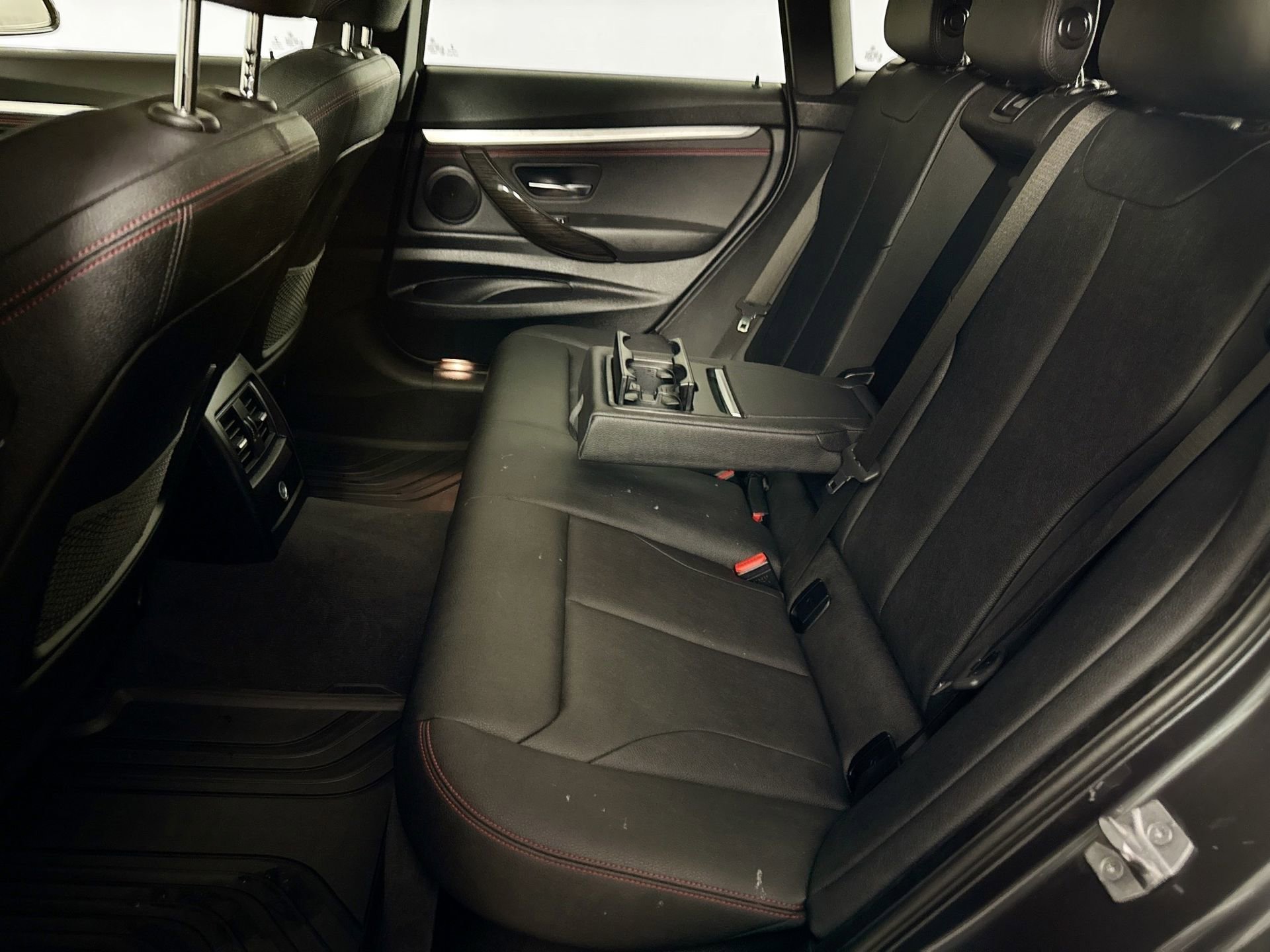 Used 2018 BMW 330i Gran Turismo xDrive w/ Premium Package image 43