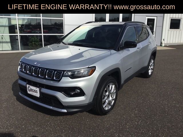 Used 2025 Jeep Compass Limited AWD/4WD image 4