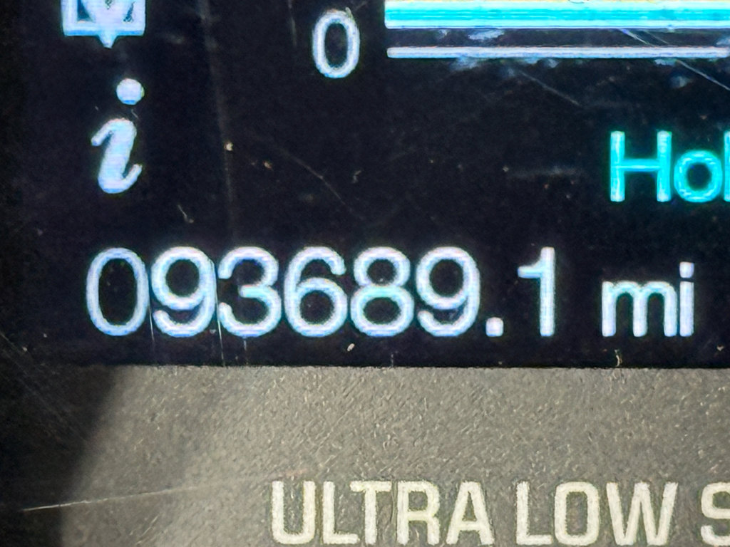 Used 2015 Ford F250 Lariat w/ Chrome Package image 24