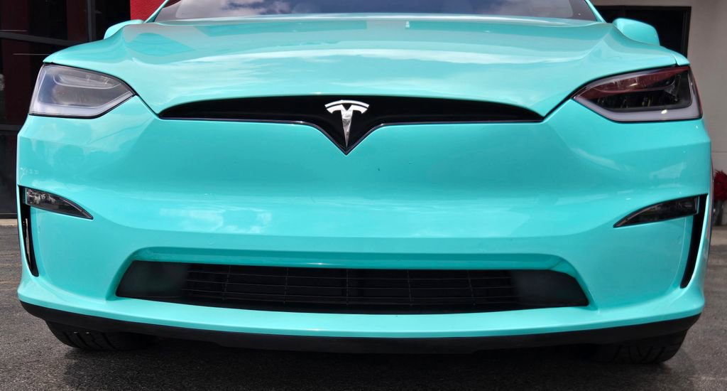 Used 2022 Tesla Model X Plaid image 14