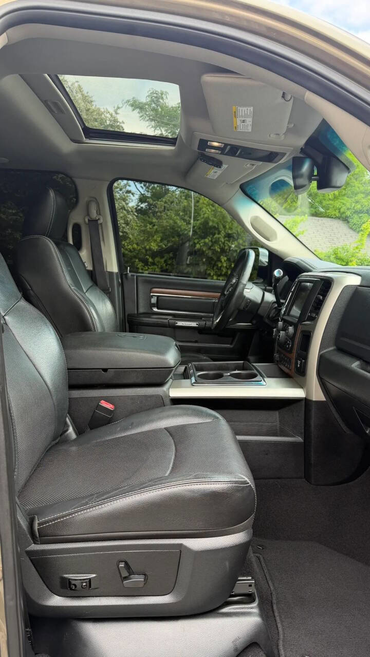 Used 2015 RAM 3500 Laramie AWD/4WD image 29