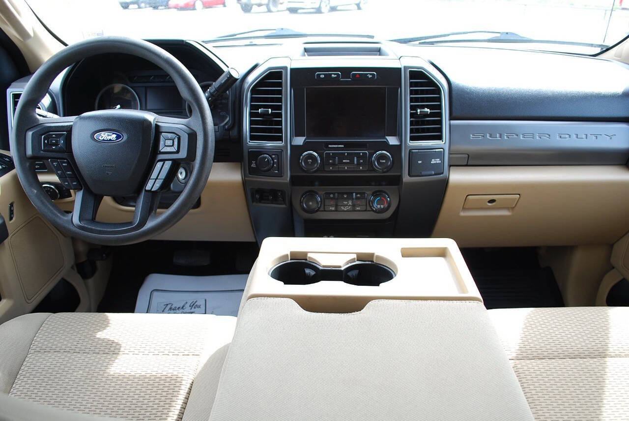 Used 2019 Ford F250 XLT w/ XLT Premium Package AWD/4WD image 30