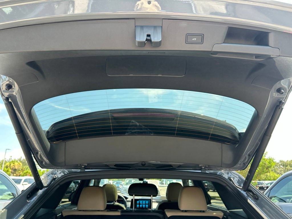New 2026 Volkswagen Atlas Cross Sport SE FWD image 52