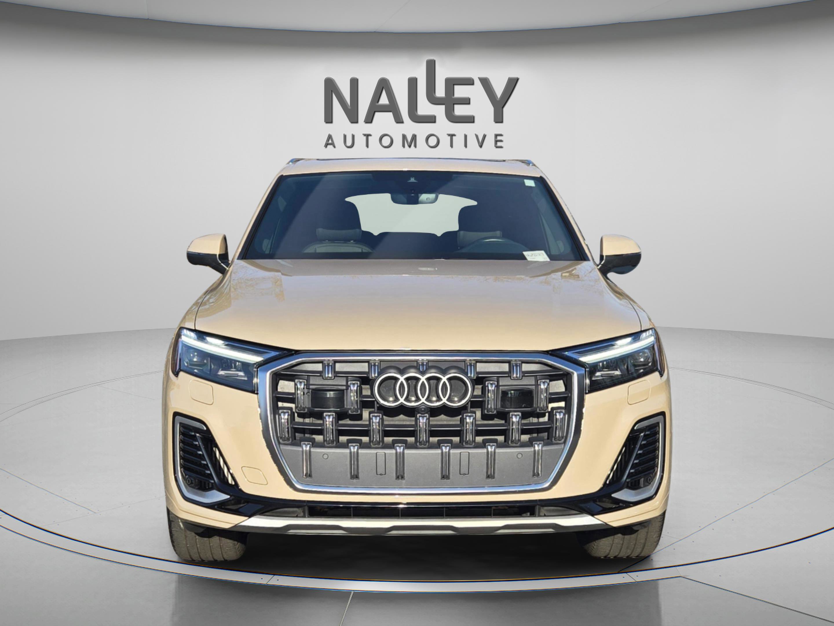 Used 2025 Audi Q7 3.0T Premium Plus image 9