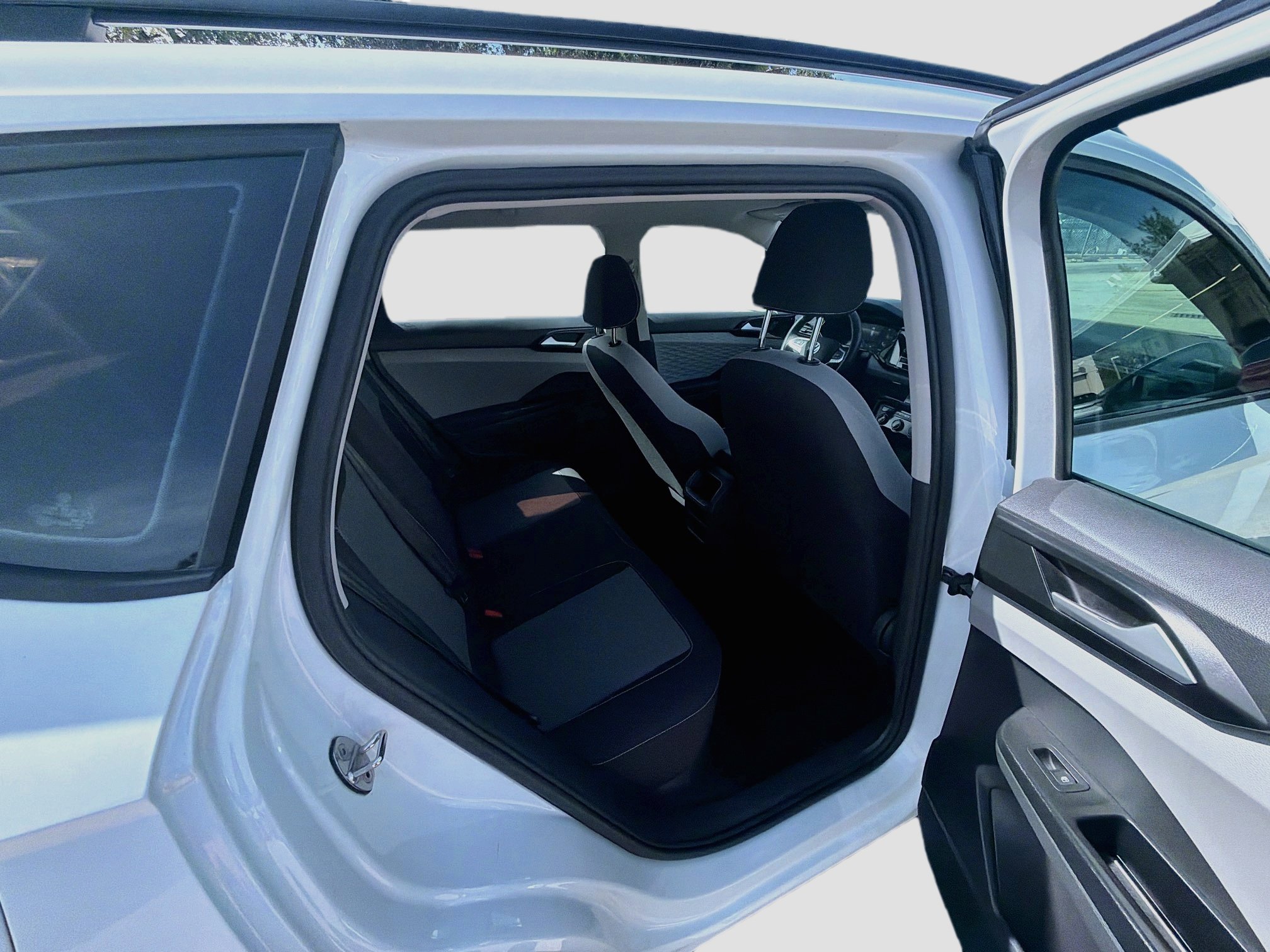 Used 2022 Volkswagen Taos S FWD image 27