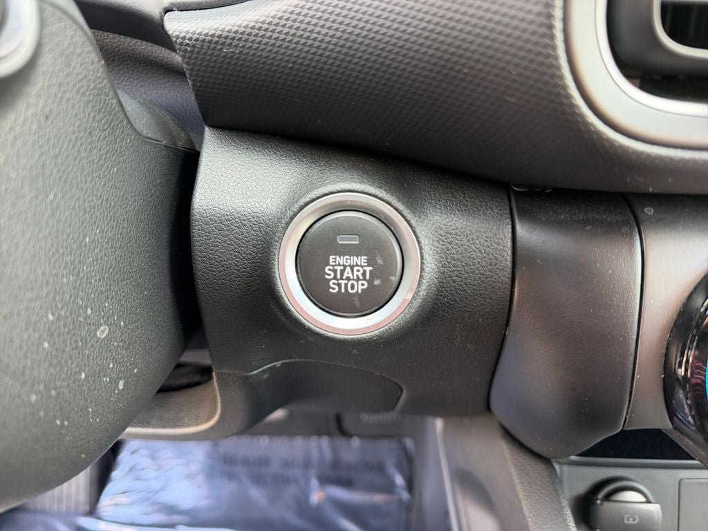 Used 2022 Hyundai Kona SEL AWD/4WD image 22