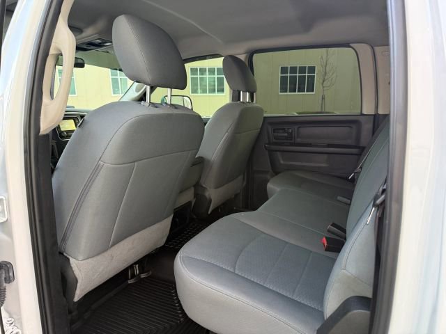 Used 2018 RAM 2500 Tradesman w/ Chrome Appearance Group image 19