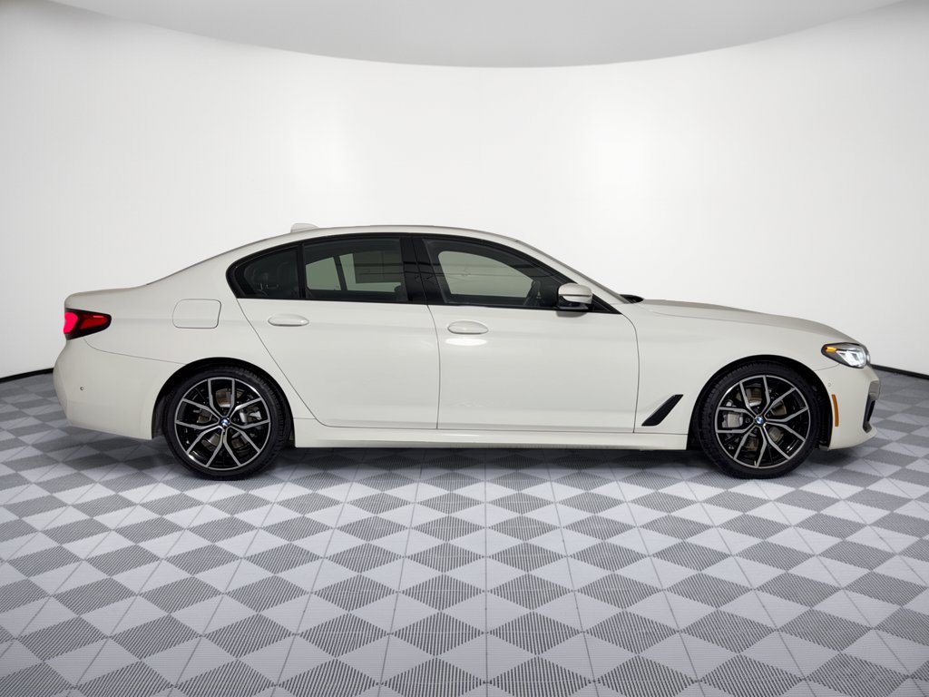 Used 2021 BMW 530i w/ M Sport Package RWD image 8