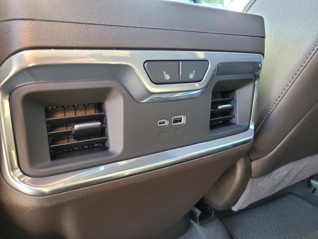 Used 2026 GMC Sierra 2500 Denali w/ Denali Reserve Package AWD/4WD image 13
