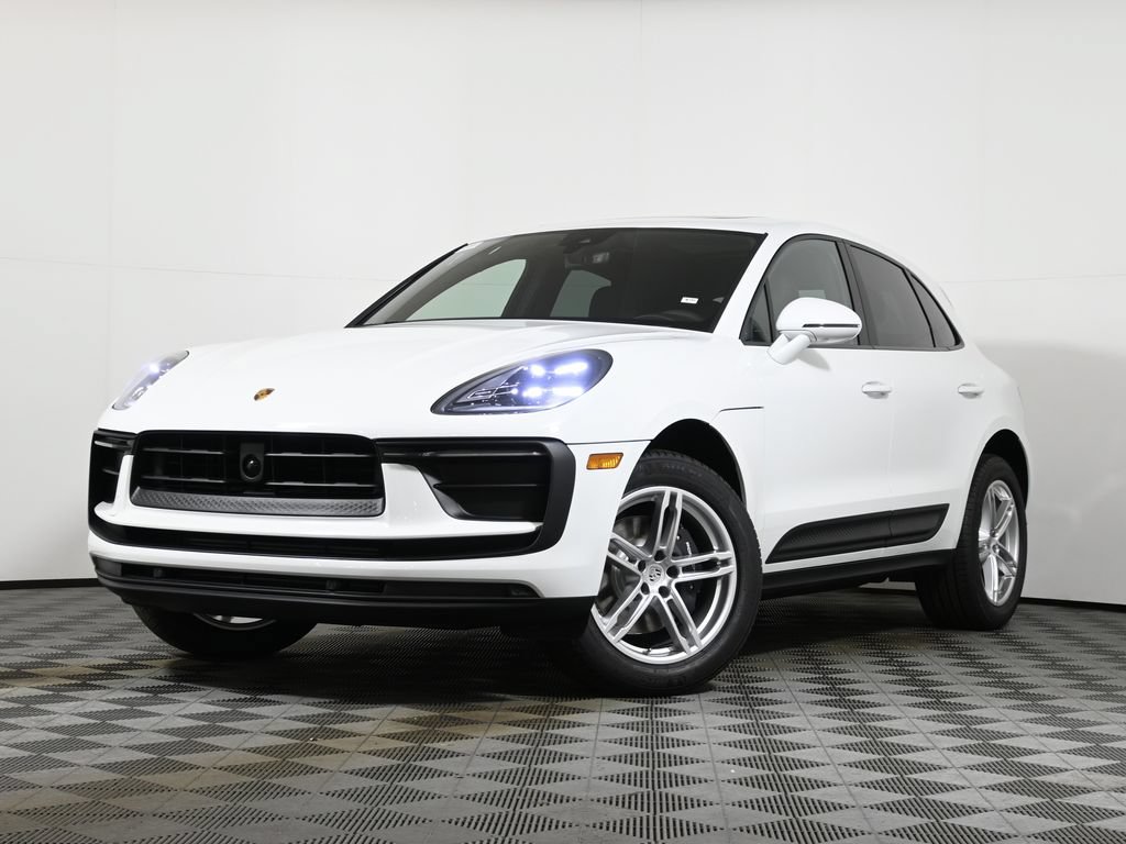 Used 2026 Porsche Macan AWD/4WD image 1
