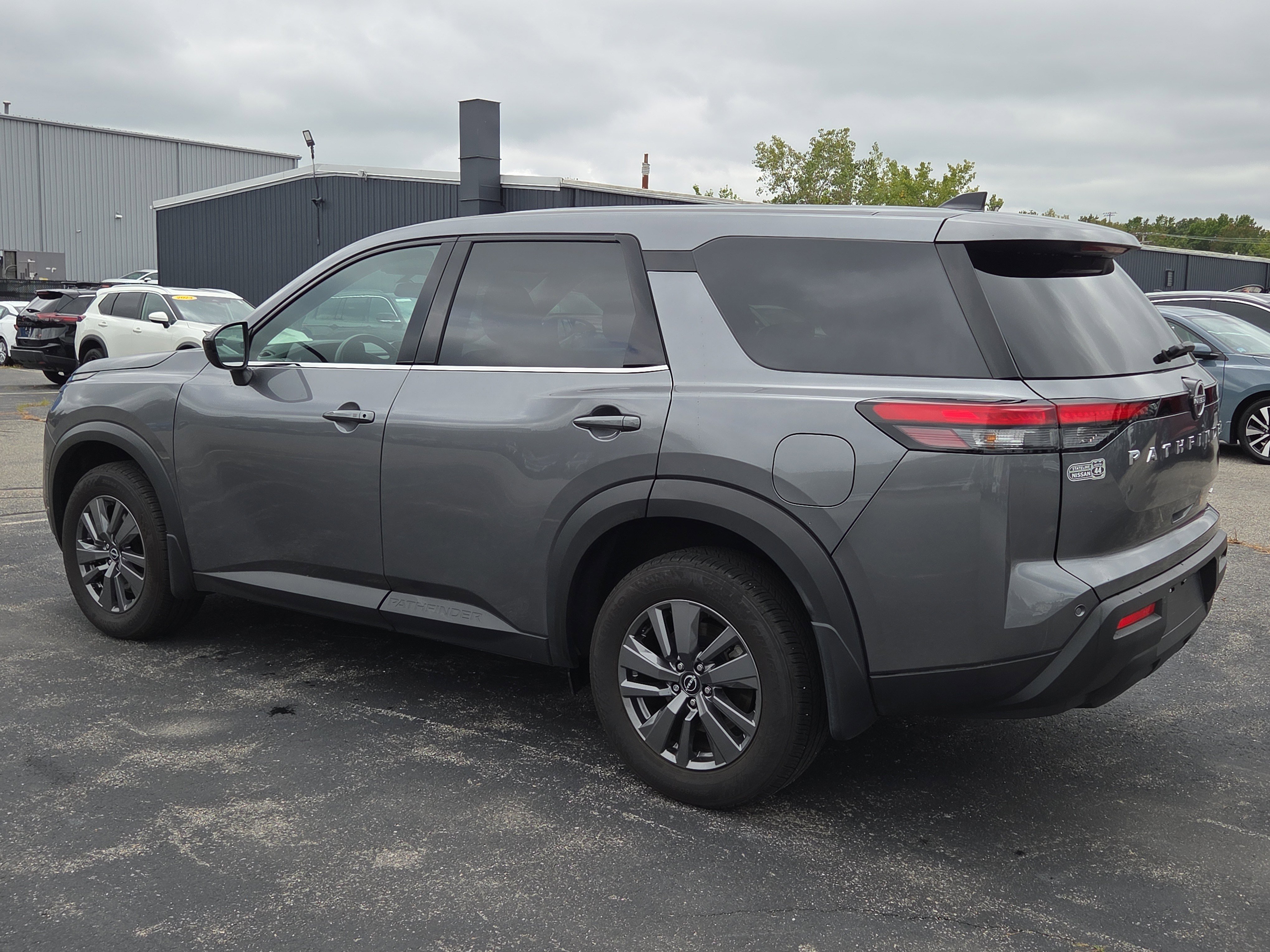 Certified 2024 Nissan Pathfinder S w/ Cargo Package image 4