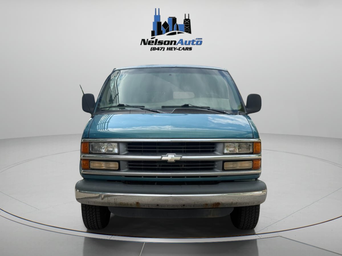 Used 1998 Chevrolet Express 2500 Passenger w/ Preferred Equipment Group RWD image 8