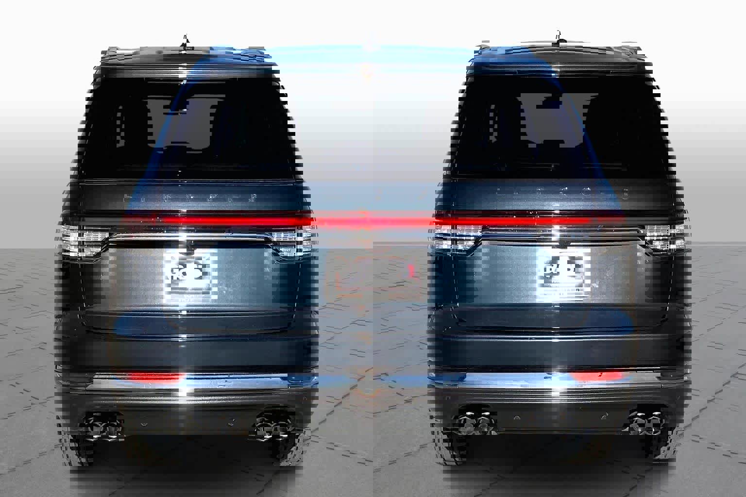 Used 2022 Lincoln Aviator Reserve w/ Equipment Group 201A image 5