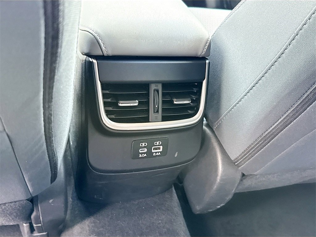 Used 2024 Subaru Outback Premium image 27
