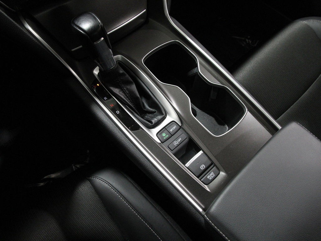 Used 2022 Honda Accord Sport image 15