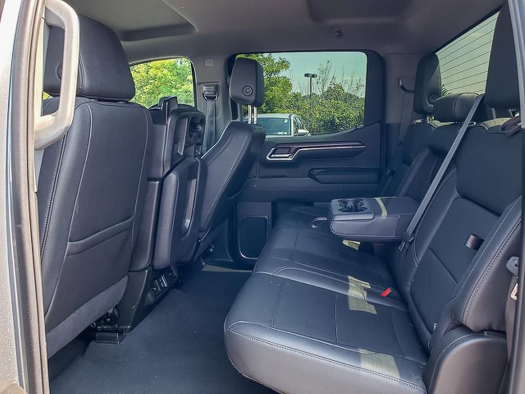 Used 2024 GMC Sierra 1500 SLT image 22