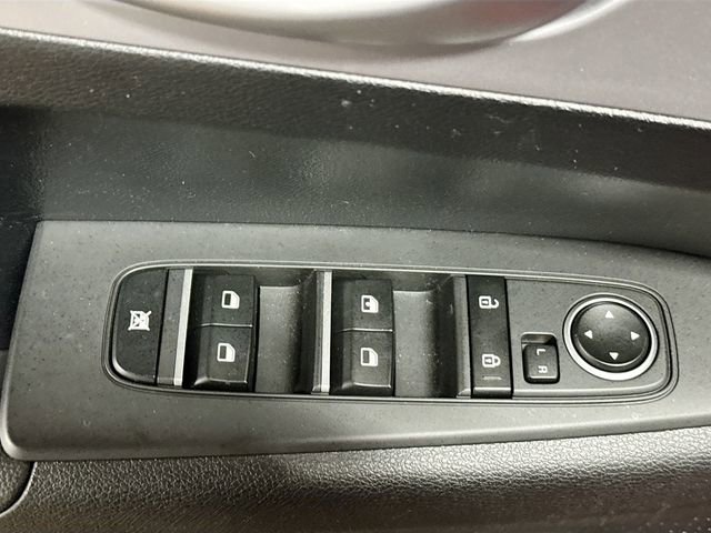 Used 2023 Kia Forte LXS FWD image 17