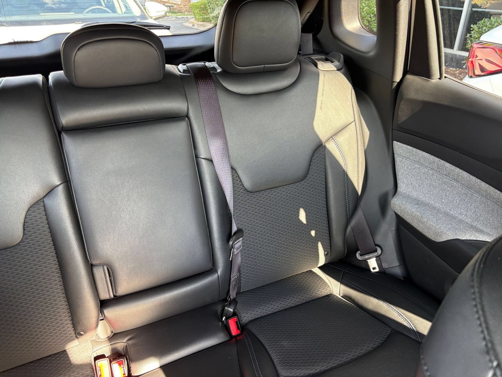 Used 2025 Jeep Compass Latitude AWD/4WD image 36