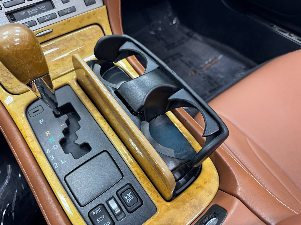 Used 2004 Lexus SC 430 Convertible RWD image 34
