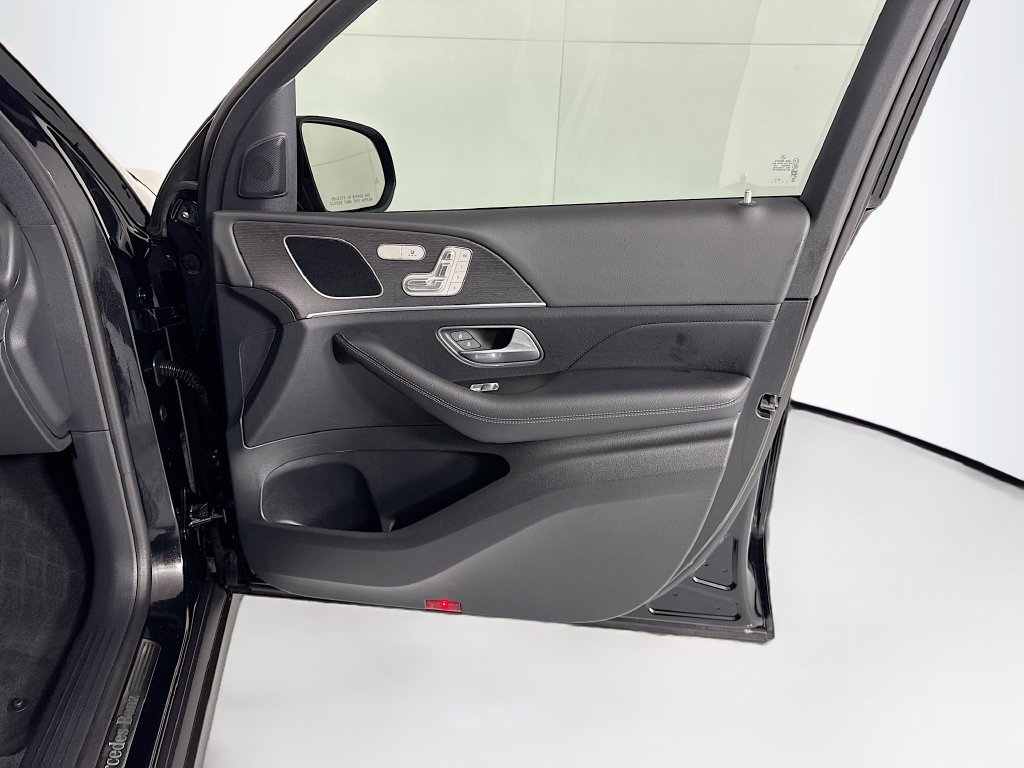 Used 2025 Mercedes-Benz GLE 350 4MATIC image 26