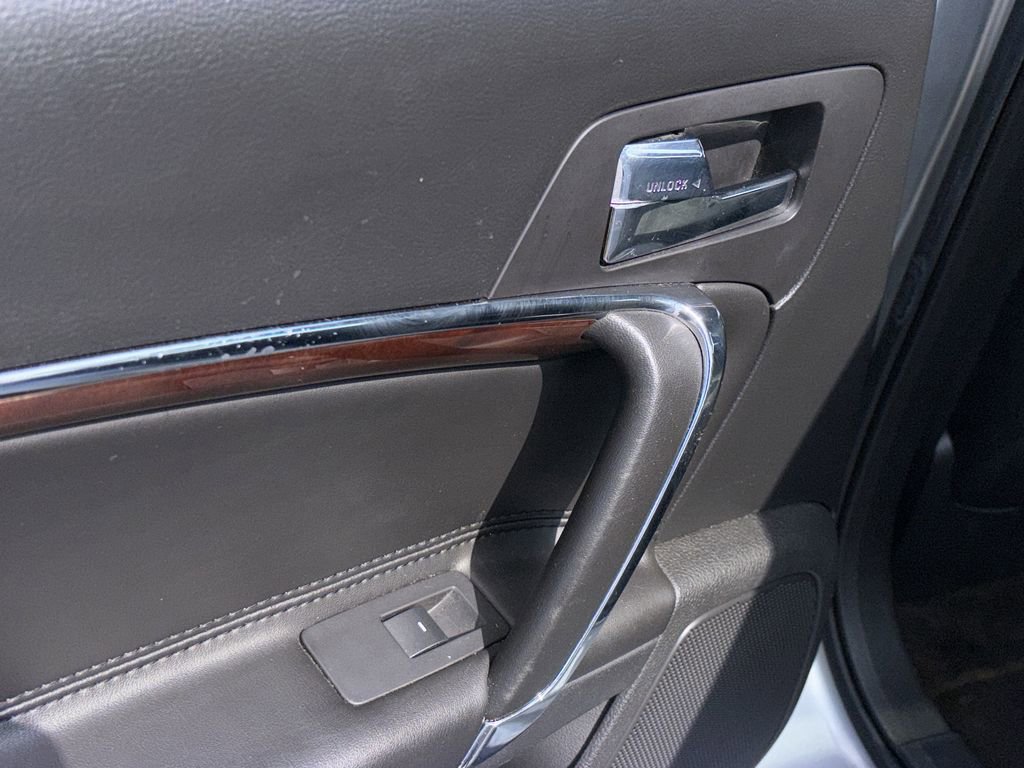 Used 2012 Lincoln MKZ FWD image 29
