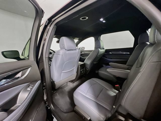 Used 2023 Buick Enclave Essence w/ Sport Touring Edition FWD image 20