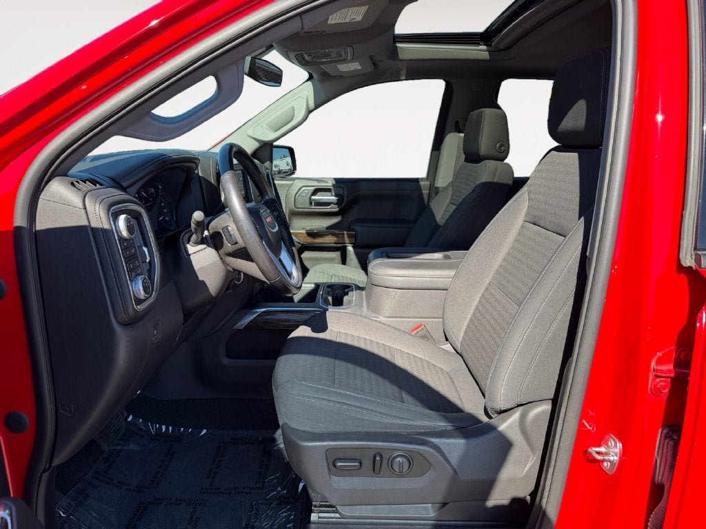 Used 2020 GMC Sierra 1500 Elevation w/ Elevation Value Package AWD/4WD image 7