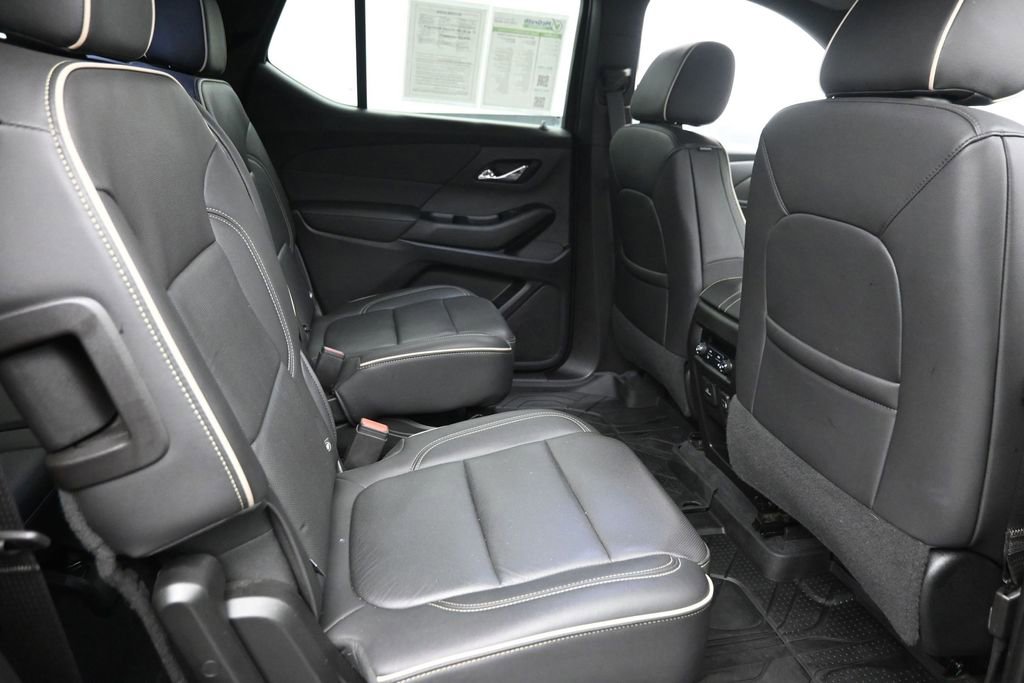 Used 2022 Chevrolet Traverse Premier AWD/4WD image 10