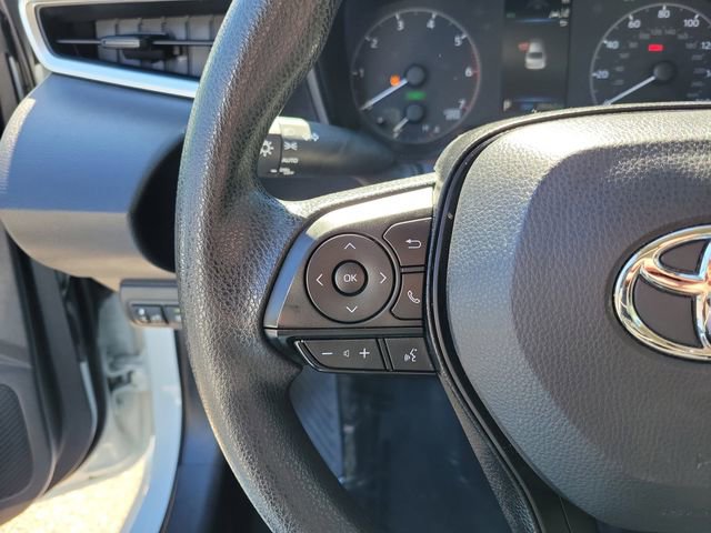 Used 2025 Toyota Corolla LE image 14