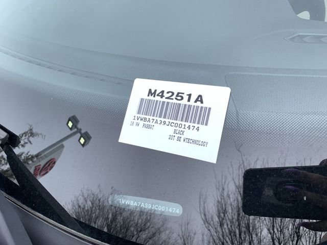 Used 2018 Volkswagen Passat 2.0T SE image 37
