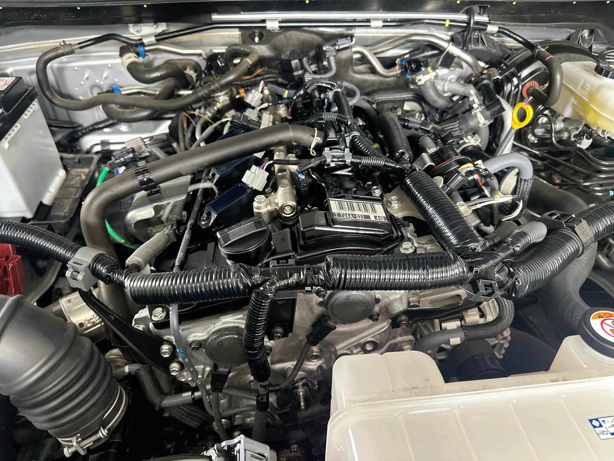 Used 2025 Toyota 4Runner SR5 AWD/4WD image 33