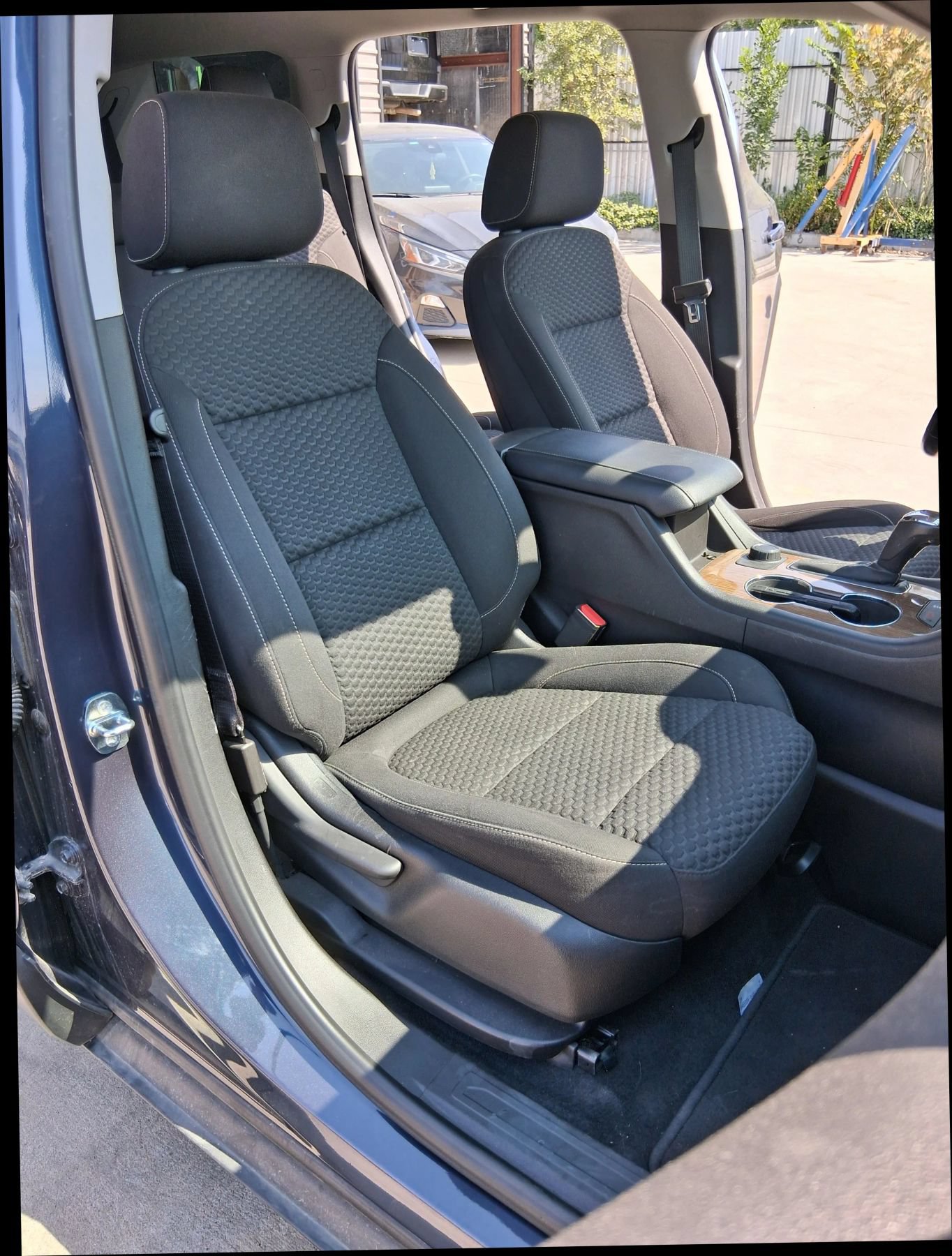 Used 2019 GMC Acadia SLE AWD/4WD image 38