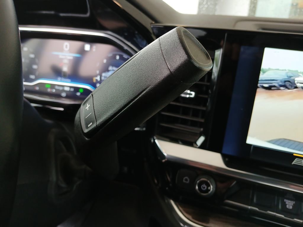 Certified 2025 Chevrolet Silverado 2500 LT w/ Convenience Package AWD/4WD image 16