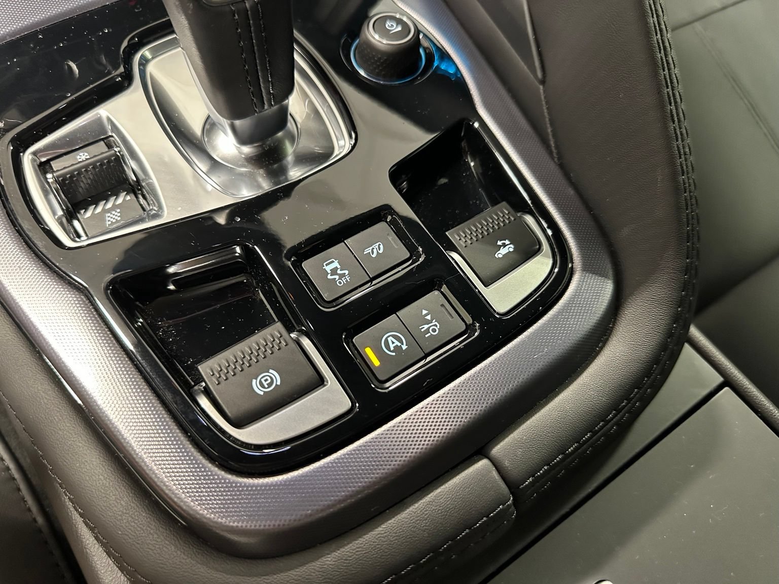 Used 2022 Jaguar F-TYPE Convertible RWD image 41