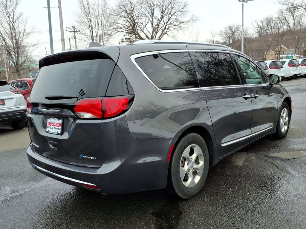 Used 2018 Chrysler Pacifica Limited w/ Advanced Safetytec Group image 6