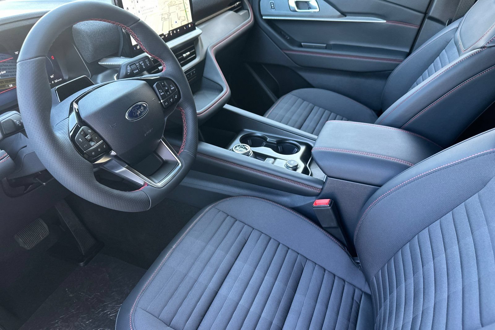 New 2026 Ford Explorer ST-Line w/ ST-Line Street Pack RWD image 10