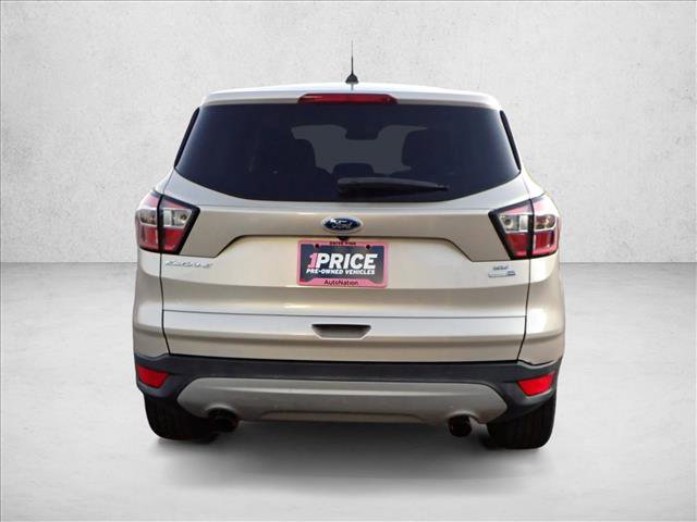 Used 2017 Ford Escape SE video 3