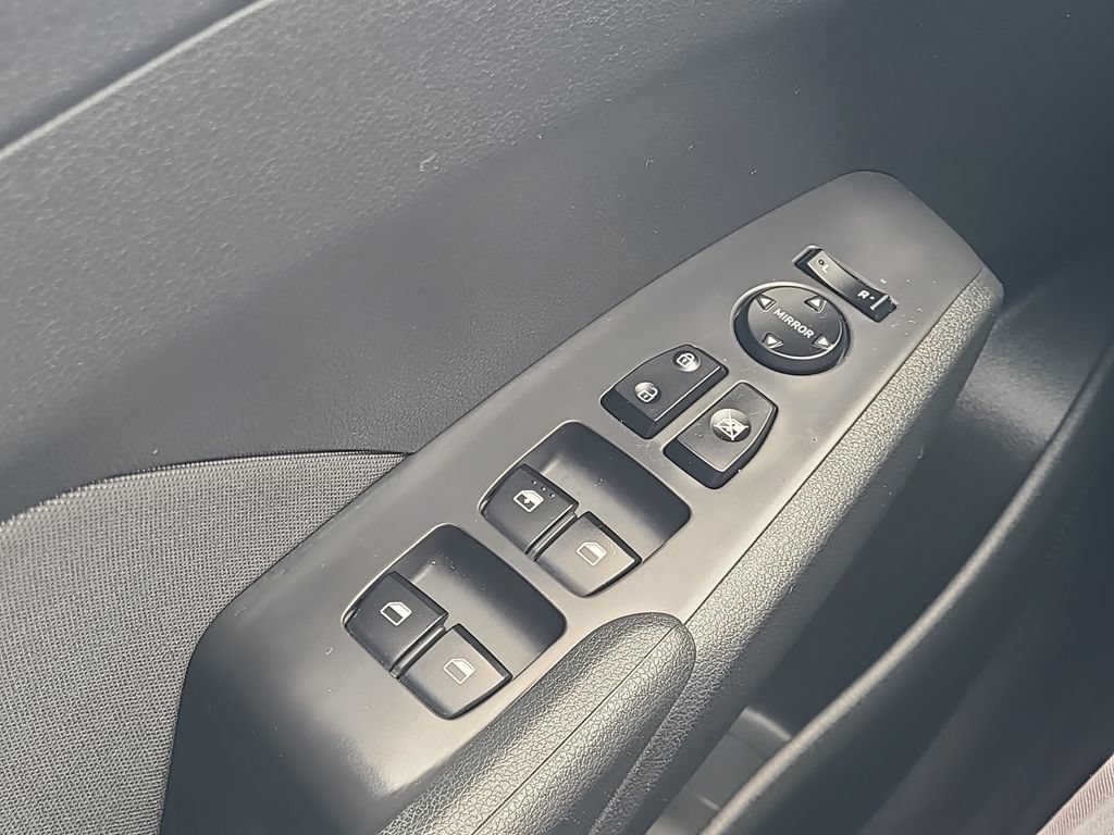 Used 2019 Hyundai Accent SE FWD image 17