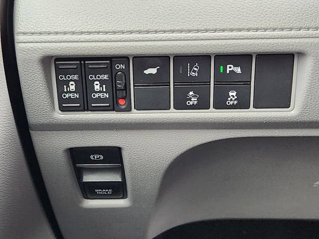 Used 2018 Honda Odyssey Elite image 25