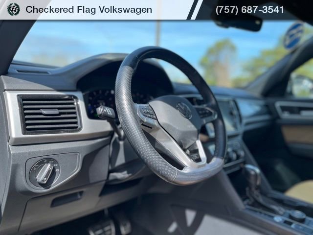 Used 2023 Volkswagen Atlas Cross Sport SEL Premium R-Line image 19