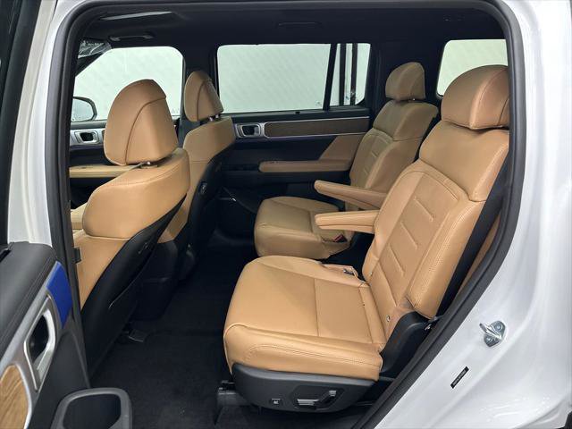 New 2026 Hyundai Santa Fe Limited FWD image 24