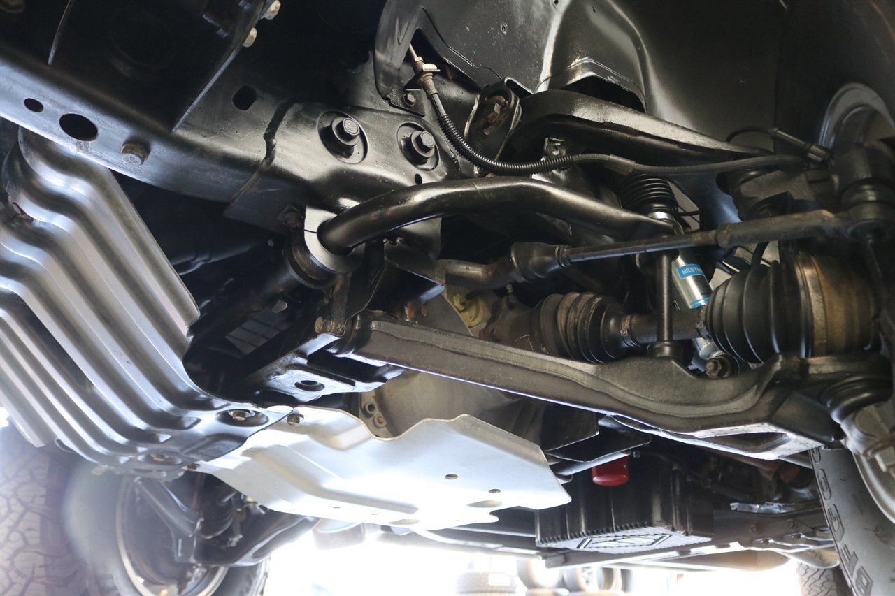 Used 2006 Chevrolet Silverado 3500 LT w/ Heavy-Duty Power Package AWD/4WD image 25