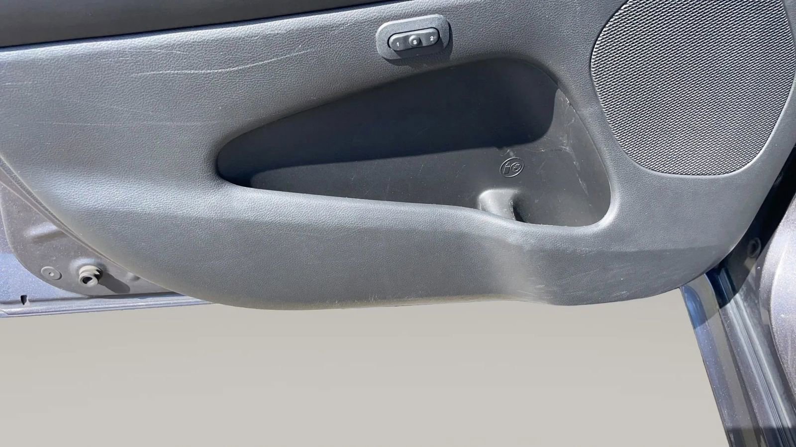 Used 2015 Jeep Grand Cherokee High Altitude RWD image 18