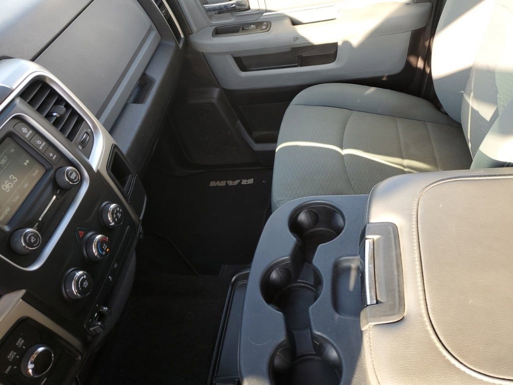 Used 2014 RAM 2500 SLT image 24