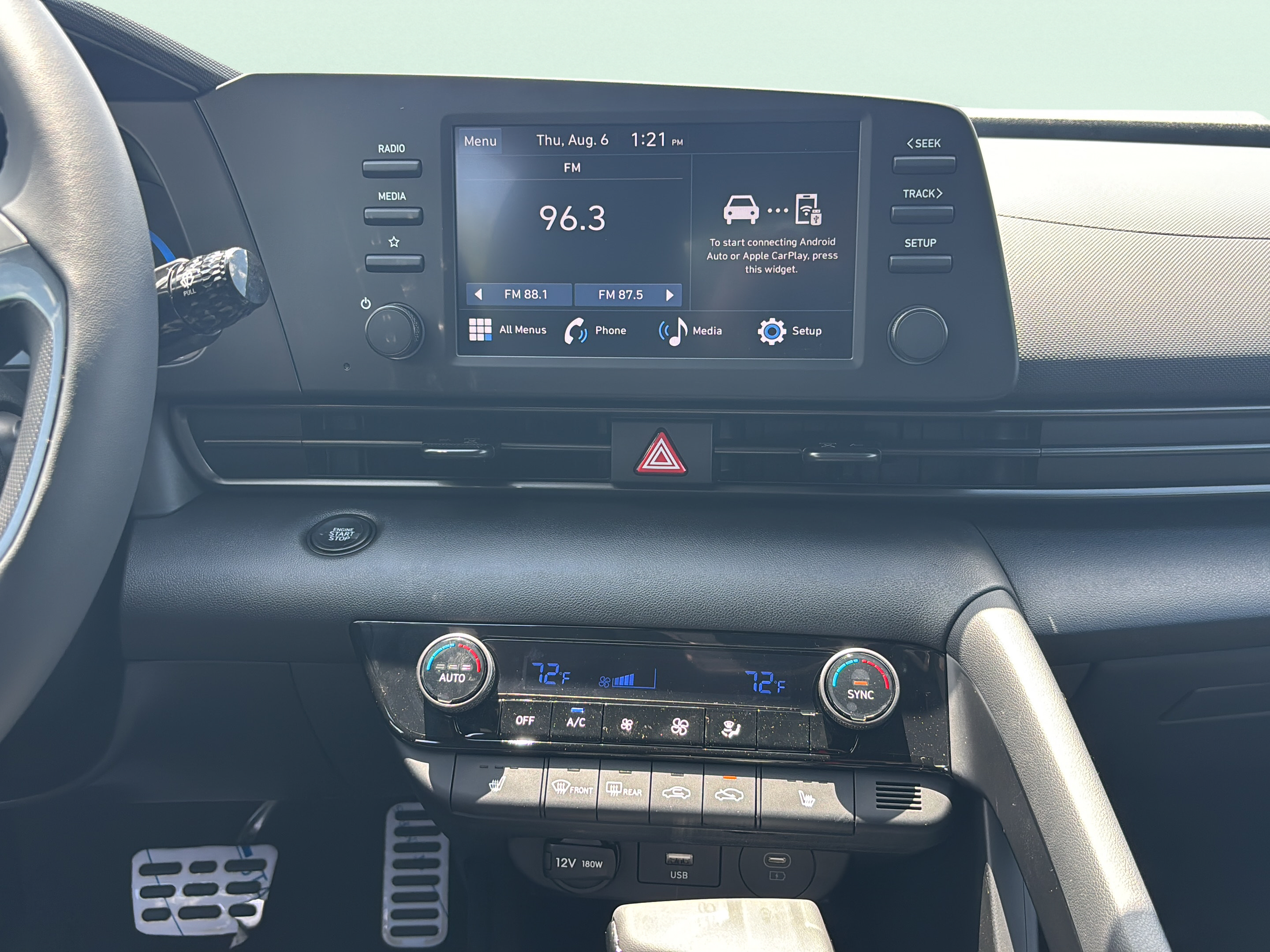 New 2026 Hyundai Elantra SEL Sport FWD image 12