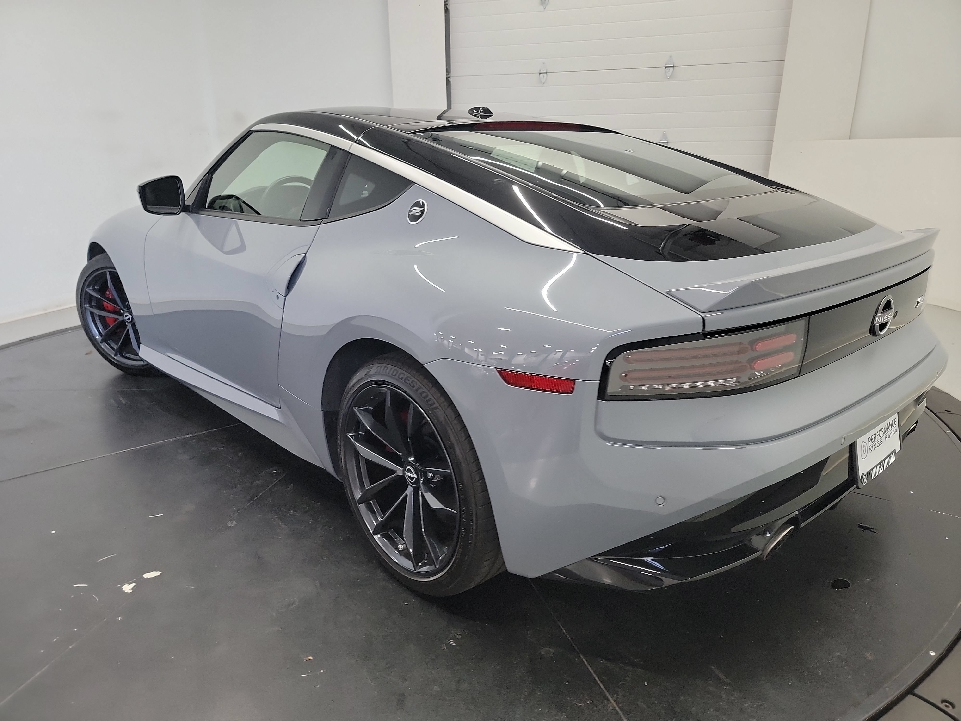 Used 2024 Nissan Z Performance w/ Floor Mat Package RWD image 6