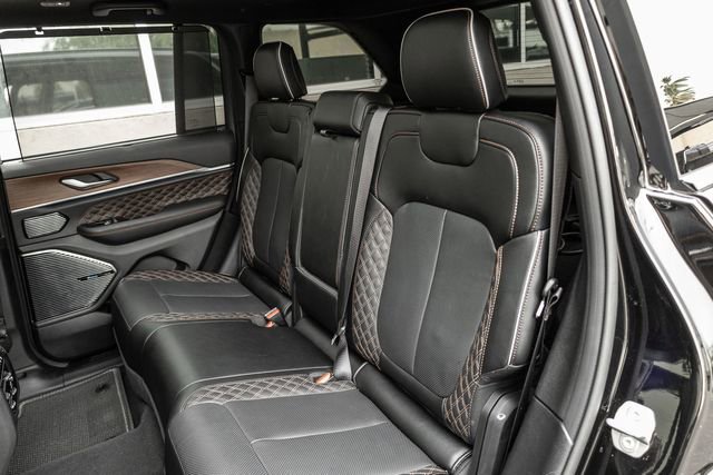 Used 2024 Jeep Grand Cherokee Summit w/ High Altitude Package image 11