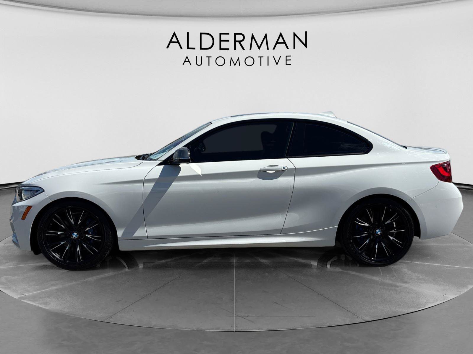 Used 2015 BMW M235i Coupe w/ Premium Package RWD image 2
