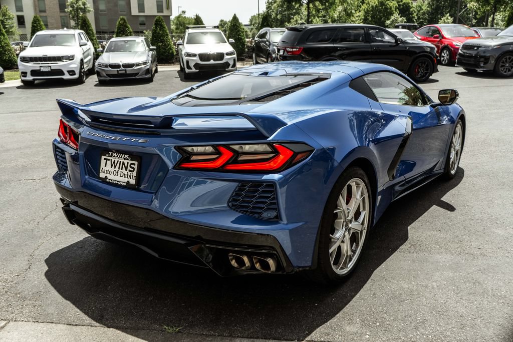 Used 2022 Chevrolet Corvette Stingray Premium Cpe w/ Z51 Performance Package RWD image 32